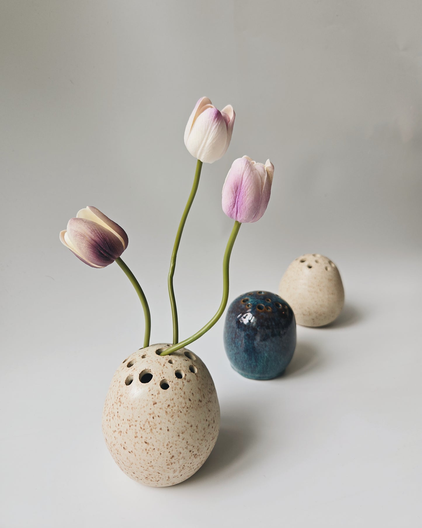 Egg Frog Vase