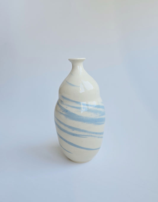 Acorn Vase 10