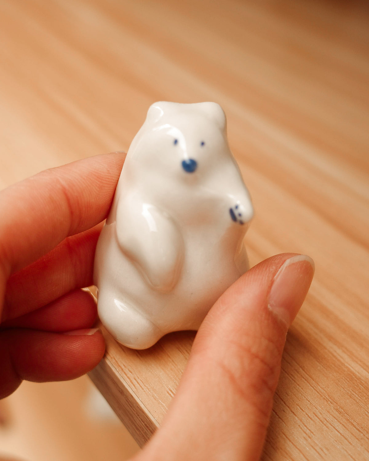 Hi Bear Chopstick Rest