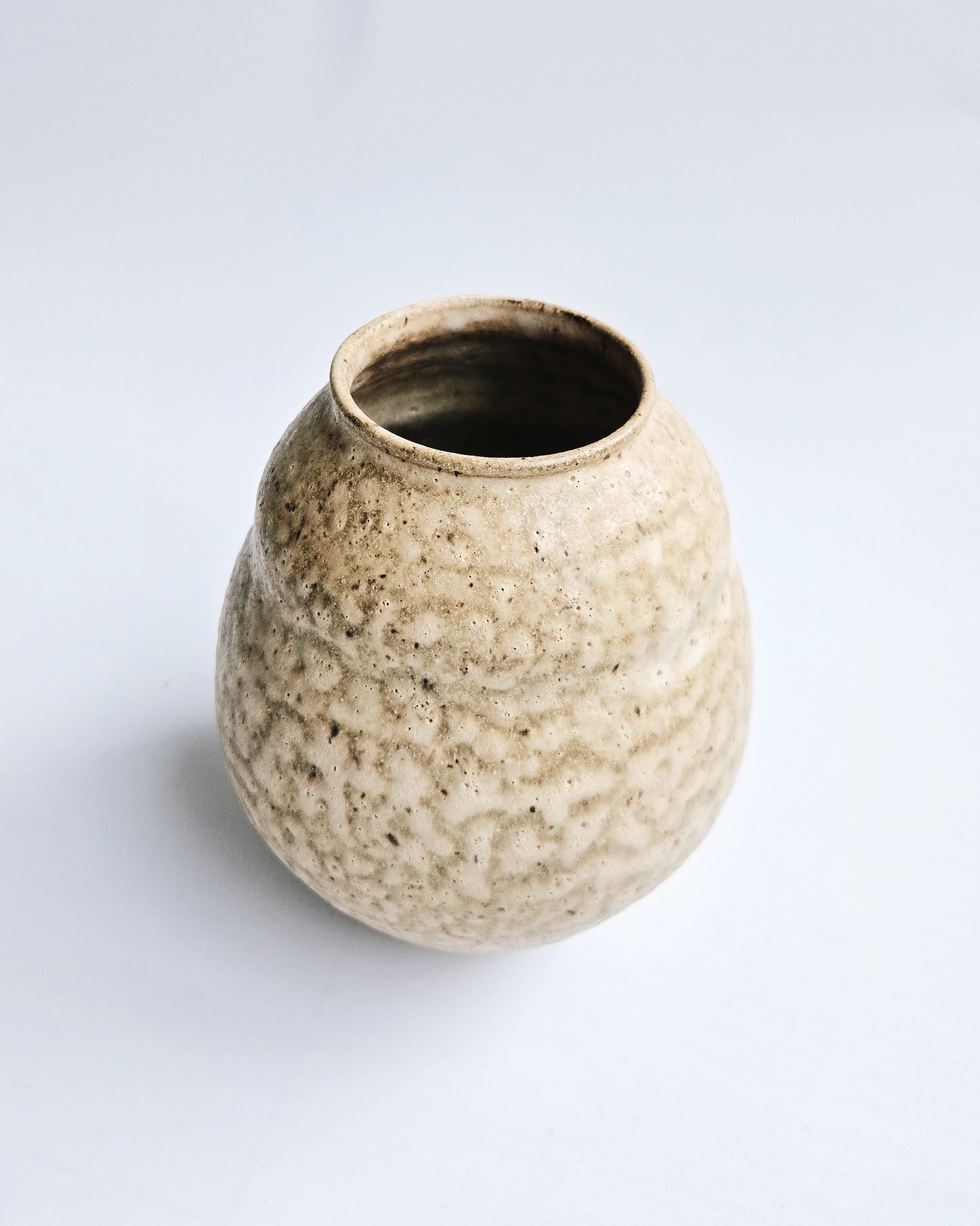 Acorn Vase 3