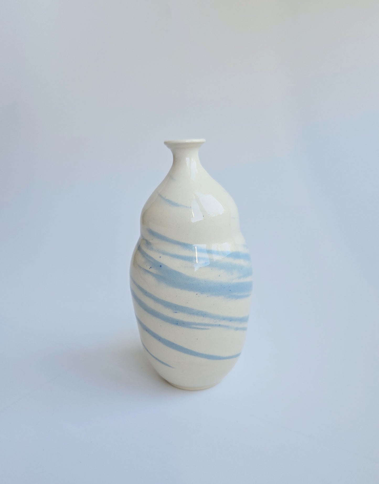 Acorn Vase 10