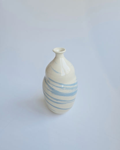 Acorn Vase 10