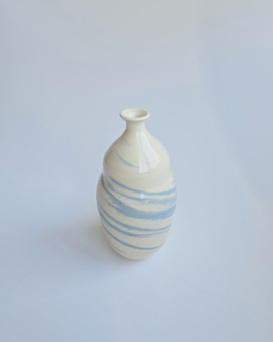 Acorn Vase 10